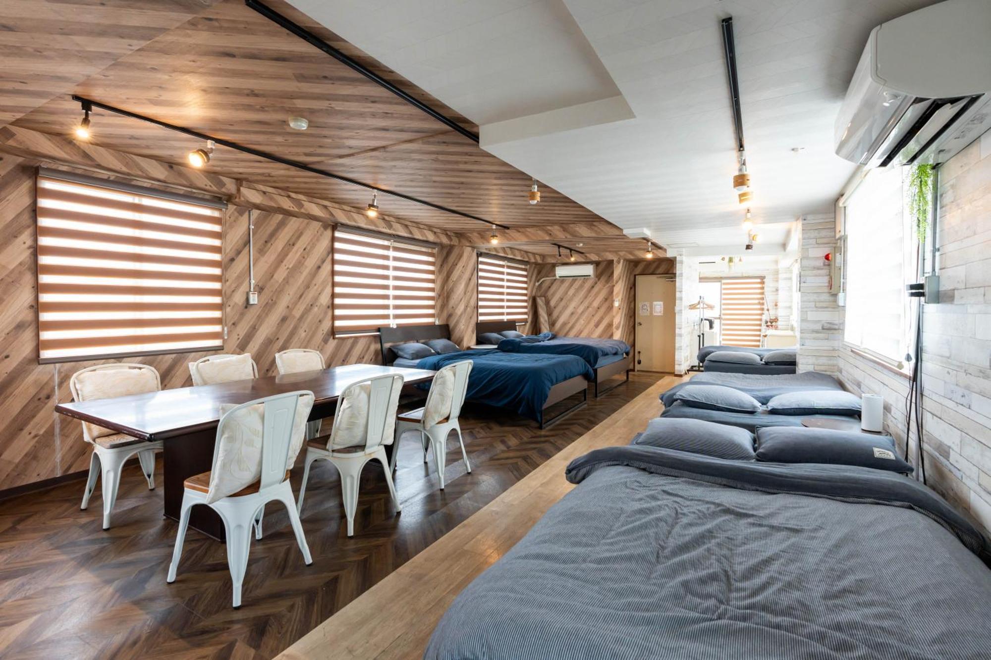 U.House Osaka Quarto foto